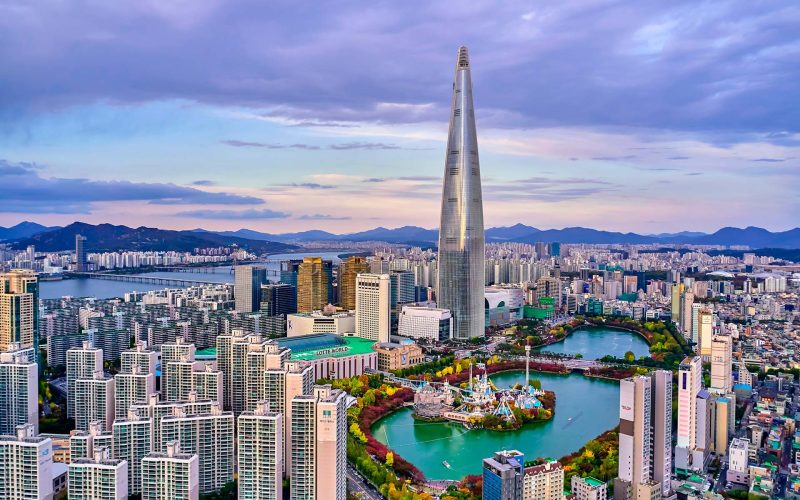 Lotte World, Lotte World Tower, Lotte Hotel, Seokchon Lake, Jamsil, Songpa-gu, Seoul, Korea - November 3, 2019: Lotte World Tower in downtown Seoul is the tallest building in Korea.